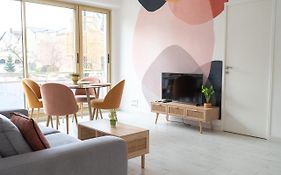 Superbe appartement avenue de Champagne + parking